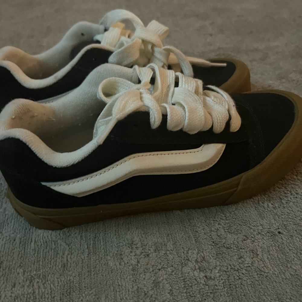 Vans Knu Skools